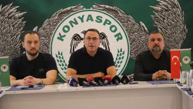 Konyasporlu yönetici, transfer için yurt dışına çıktı