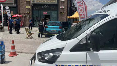 Konya’da kafeye silahlı saldırı: Şüpheli aracını bırakıp kaçtı!