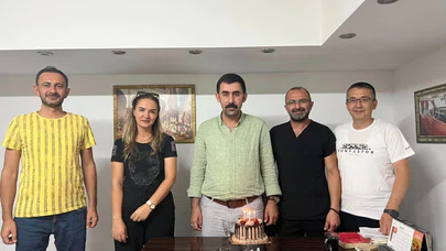 Mesut Bey yeni yaşını kutladı