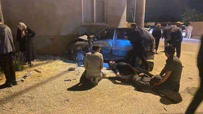 Konya’da Dehşet! Çarpışma Sonrası Araç Ev Duvarına Girdi, 5 Yaralı