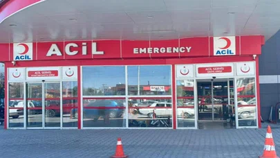 Konya'da Korkutan kaza! Minibüsün Çarptığı Çocuk Hastaneye Kaldırıldı