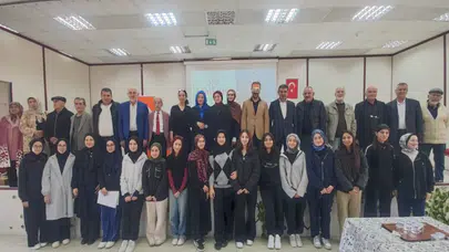 Selçukya Kültür Sanat Derneği, Konya'da öğrencilerle şiir şöleni düzenledi