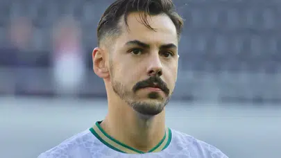 Konyasporlu oyuncu kötü haberi soyunma odasında aldı