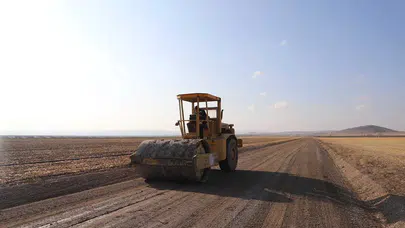Konya'nın o ilçesinde yol sorunu tarihe karışıyor! "Kendi imkanımızla yaptık"