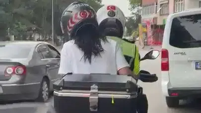 Konya’da YKS’ye geç kalacak öğrencilerin imdadına polis yetişti