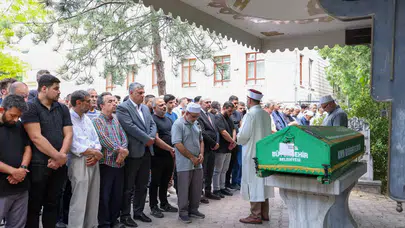 Dualarla uğurlandı! Konya'nın hayırsever ismi toprağa verildi