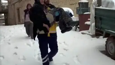 Karaman’da paramedik alkış aldı! 90 yaşındaki hastayı böyle kurtardı