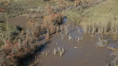 Konya’da taşkın alarmı! Tarım arazileri su altında kaldı
