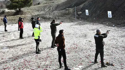 Konya'da orman muhafaza memurlarına silah eğitimi
