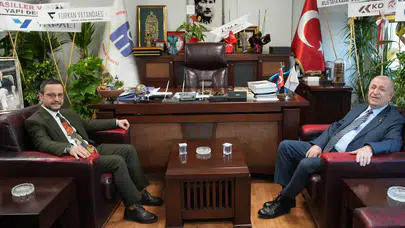 Ümit Özdağ Konya’da kurum ve STK’larla bir araya geldi