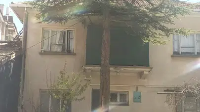 Konya’da açık pencere faciaya yol açıyordu: 3 yaşındaki çocuk yaralandı