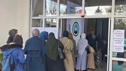 Konya’da umre ödüllü yarışmaya yoğun ilgi