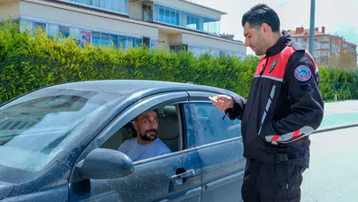 Konyasporlu futbolcular polis üniformaları giyerek farklı birimlerde görev aldı