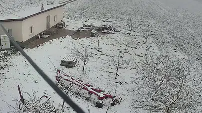 Konya'da nisan ayında kar sürprizi: O ilçe beyaza büründü