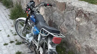 Konya'da motosiklet yayaya çarptı: İki yaralı!