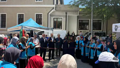 Konya’da kurulan bu çarşının tüm geliri Gazze’ye gidecek