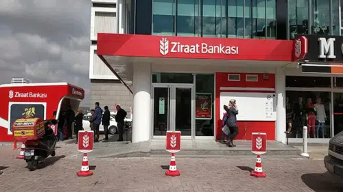 Ziraat Bankası Yazır Şubesi, müşteri memnuniyetinde fark yarattı