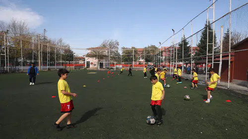 Konya’da dev spor projesi: Spora erişemeyen çocuk kalmayacak!