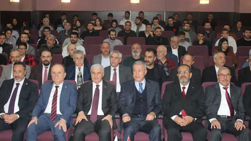 Konya’da güvenlik zirvesi: Hulusi Akar’dan Terör, Filistin ve Kıbrıs mesajları