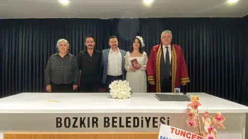 Başkan Karabulut personelini yalnız bırakmıyor