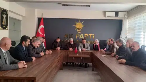 Konya’da Cumhur İttifakı buluştu! Yeni başkan çalışmaya başladı