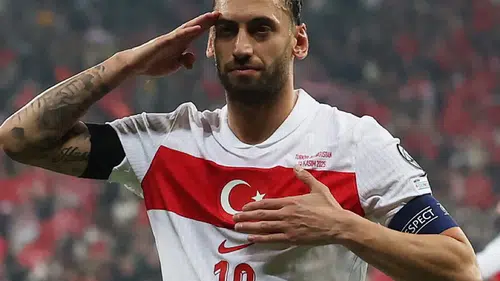 Hakan Çalhanoğlu’ndan duygusal jest! Golü kime armağan etti?