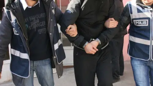 Konya’da büyük operasyon: On binlerce kaçak ürün yakalandı