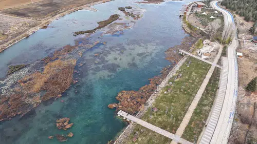 Yardım başka belediyeden geldi! Konya'daki gölde temizlik çalışması