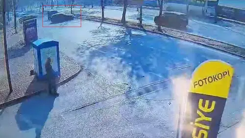 Konya’da makas atan otomobil takla attı! 14 yaşındaki çocuk öldü