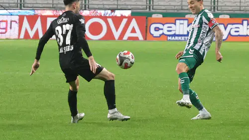 Konyaspor’un iç sahadaki galibiyet özlemi dinmedi