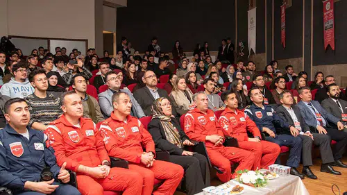 Türk Yıldızları, Selçuk Üniversitesi öğrencileriyle buluştu