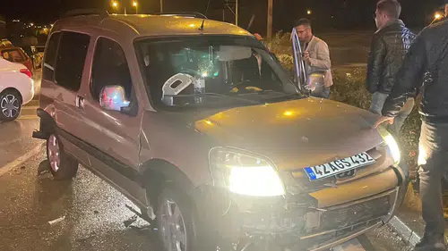 Konya plakalı araç kazaya karıştı! Karaman’da zincirleme kaza