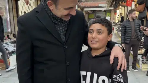 Çaycı küçük Murat Başkan Altay’ı görünce bakın nasıl seslendi!