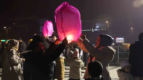 Çocuklar ve aileler Konya'da unutulmaz bir Fener Alayı gecesi yaşadı