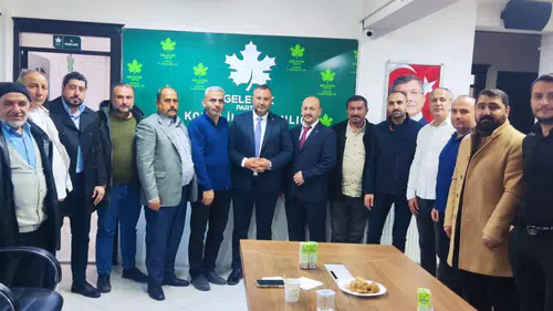 Gelecek Partisi Meram’da değişim rüzgârı: Yeni başkan Akbay oldu