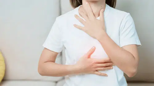 Konya'da uzmanından hayati uyarılar: "Göğüs ağrısının nedeni reflü olabilir"