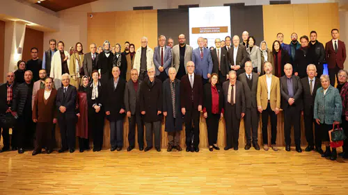 Türkiye’nin İslam tarihi ustasına vefa: Üç ciltlik armağan kitap tanıtıldı