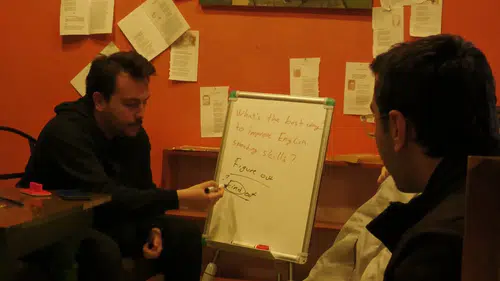 Konya’da İngilizce pratiğine yoğun ilgi! “Türkçe konuşmak yasak”