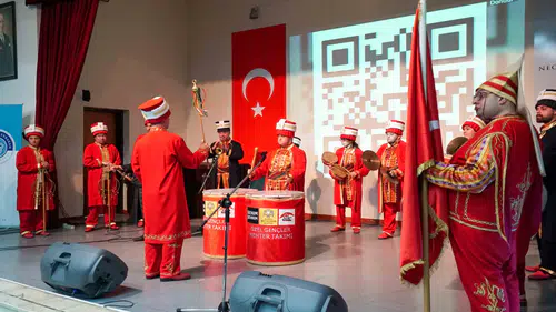 DOSD Meram’da minikler sahneyi salladı: Etkinlikler ve alkışlar Konya’yı doldurdu