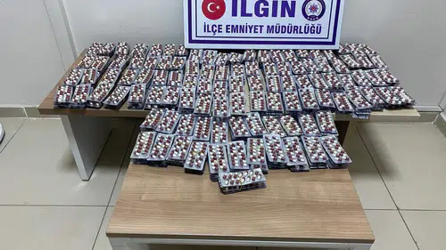 Konya’da zehir tacirlerine darbe: 40 bin hap ele geçirildi, 5 tutuklama