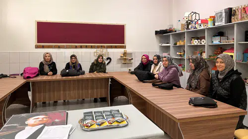 Çocuğun başarısında ailenin rolü Konya’da bu kurslarla güçleniyor