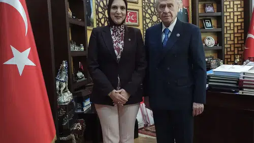 Konyalı siyasetçi, Devlet Bahçeli’nin sır katibini paylaştı! İşte o isim…