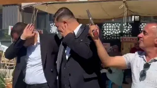 Konya’daki düğünde dehşet! Havaya ateş açan muhtar genci vurdu