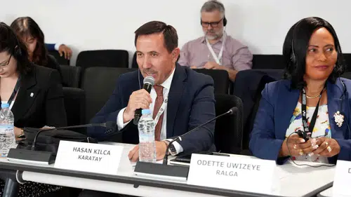 Başkan Kılca, Karatay’ın iklim ve enerji projelerini dünyaya anlattı