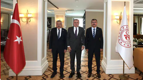Milletvekili Ekici müjdeyi verdi! Konya'nın o ilçesine bin 400 kişilik spor salonu geliyor