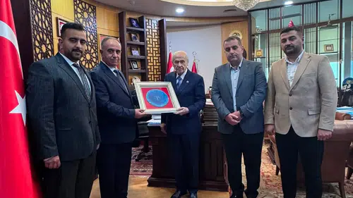 Görevden alınan Konya İl Başkanı oğullarıyla Bahçeli’yi ziyaret etti