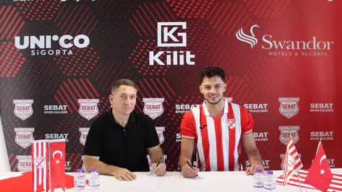 Konyaspor'dan bonservisle Trabzon'a gitti