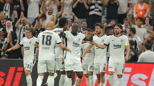 Beşiktaş evinde avantajı kaptı