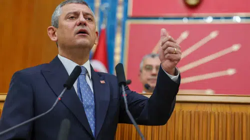 Özgür Özel CHP'ye veda etti! Yeni parti kuruluyor
