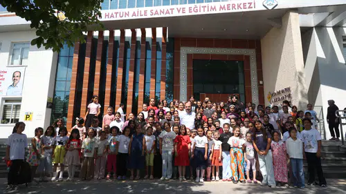 Konya'da yaz kursları dolup taştı! Başkan Altay öğrencilerle buluştu
